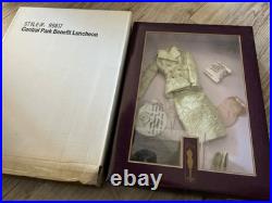 Tonner Tyler Wentworth Doll Central Park Benefit Luncheon Outfit 99817 & Shipper Tonner Tyler Wentworth Doll Central Park Benefit Luncheon Outfit 99817 & Shipper