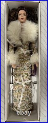 Tonner Tyler Wentworth Florentine Fashion Doll 16in Curly Hair Stand Outfit