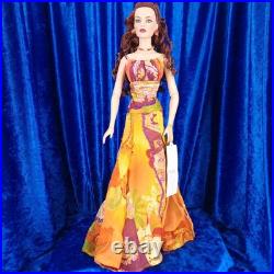 Tonner Tyler Wentworth Hautes Couleurs Sydney Paris 2006 LE200 T6TWSD08