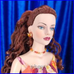 Tonner Tyler Wentworth Hautes Couleurs Sydney Paris 2006 LE200 T6TWSD08