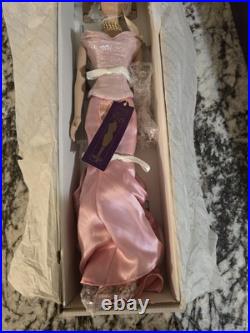 Tonner Tyler Wentworth PINK CHAMPAGNE 16 Fashion Doll & Outfit