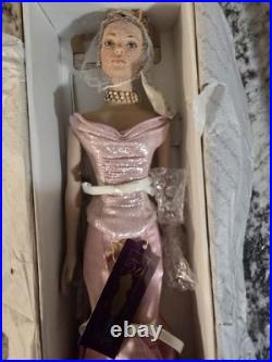 Tonner Tyler Wentworth PINK CHAMPAGNE 16 Fashion Doll & Outfit