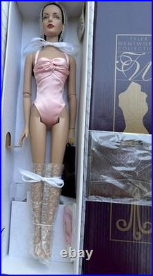 Tonner Tyler Wentworth Ready-To-Wear Shimmer Sydney Chase 16 Doll TW2403