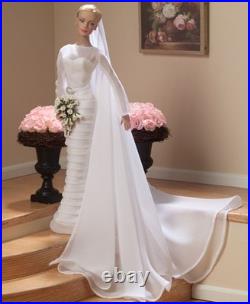 Tonner Tyler Wentworth Show Stopping Sydney Chase Doll TW2406 NRFB LE1500