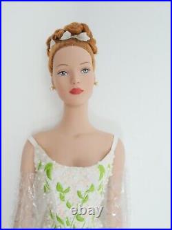 Tonner Tyler Wentworth Signed Chicago Sophisticate UFDC Convention Doll Mint