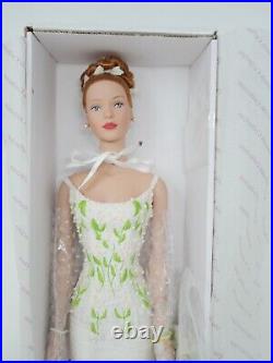Tonner Tyler Wentworth Signed Chicago Sophisticate UFDC Doll Mint in Box