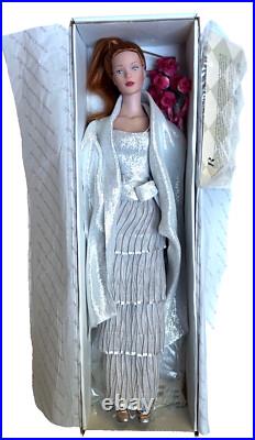 Tonner Tyler Wentworth Something Sleek Redhead In Shakespeare In The Park Outfit Tonner Tyler Wentworth Something Sleek Redhead In Shakespeare In The Park Outfit