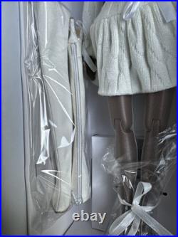 Tonner VDC 2024 Ellowyne Wilde Neema Soft Stuff 16 Wigged Fashion Doll New Nrfb