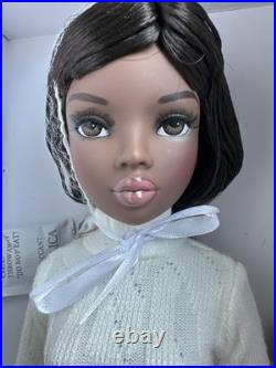 Tonner VDC 2024 Ellowyne Wilde Neema Soft Stuff 16 Wigged Fashion Doll New Nrfb