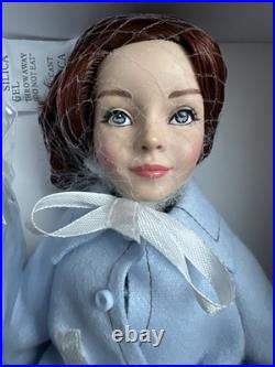 Tonner VDC 2025 ANNE PUTTIN' ON THE RITZ 12 DRESSED FASHION Doll NEW NRFB LE200