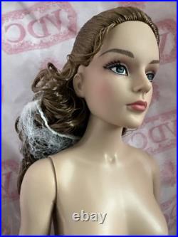 Tonner VDC 2026 Grace Fitzpatrick Possibility Redhead 16 Doll + Outfit New Nib