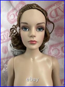 Tonner VDC 2026 Grace Fitzpatrick Possibility Redhead 16 Doll + Outfit New Nib