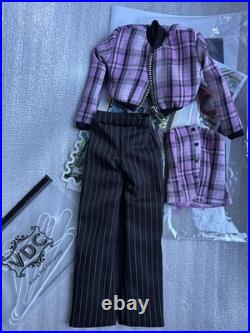 Tonner VDC Ellowyne Wilde Back To The Bay Purple Plaid 16 Doll Outfit New