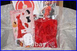 Tonner VDC Ellowyne Wilde Subscripton Bx TRAVEL TO SPAIN 16 Doll Outfit NEW