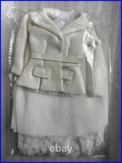 Tonner VDC Grace 16 Rtb-101 Fashion Doll Order Of The Garter Inspired Outfit Tonner VDC Grace 16 Rtb-101 Fashion Doll Order Of The Garter Inspired Outfit