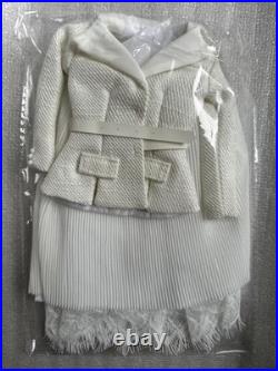 Tonner VDC Grace 16 Rtb-101 Fashion Doll Order Of The Garter Inspired Outfit Tonner VDC Grace 16 Rtb-101 Fashion Doll Order Of The Garter Inspired Outfit
