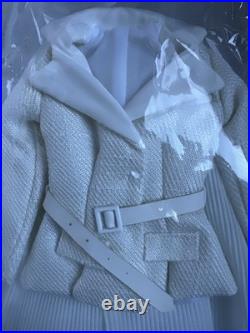 Tonner VDC Grace 16 Rtb-101 Fashion Doll Order Of The Garter White Outfit New