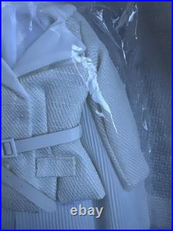 Tonner VDC Grace 16 Rtb-101 Fashion Doll Order Of The Garter White Outfit New