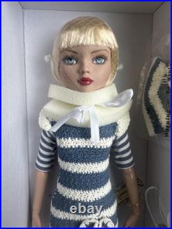 Tonner WILDE IMAGINATION 2006 ELLOWYNE RED, WHITE & VERY BLUE 16 FASHION DOLL Tonner WILDE IMAGINATION 2006 ELLOWYNE RED, WHITE & VERY BLUE 16 FASHION DOLL