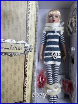 Tonner WILDE IMAGINATION 2006 ELLOWYNE RED, WHITE & VERY BLUE 16 FASHION DOLL Tonner WILDE IMAGINATION 2006 ELLOWYNE RED, WHITE & VERY BLUE 16 FASHION DOLL