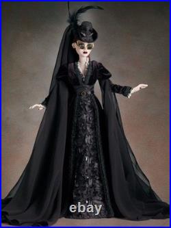 Tonner WI Evangeline Ghastly Bright Moon Doll and Stand LE350 NRFB
