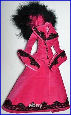Tonner WONDERLAND STROLL 16 Doll OUTFIT fits Tyler Queen of Hearts Collection