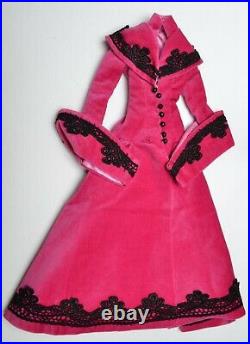 Tonner WONDERLAND STROLL 16 Doll OUTFIT fits Tyler Queen of Hearts Collection