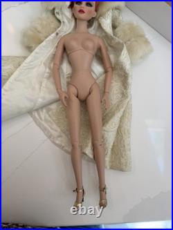 Tonner Wentworth 2009 MONICA MERRILL TAKING A LETTER 16+ Box And LE Outfit