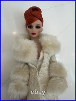 Tonner Wentworth 2009 MONICA MERRILL TAKING A LETTER 16+ Box And LE Outfit Tonner Wentworth 2009 MONICA MERRILL TAKING A LETTER 16+ Box And LE Outfit