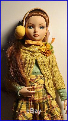Tonner Wilde 16 ESSENTIAL ELLOWYNE/RED Doll 2006 #1 with IT'S ONLY ME 2008 Outfit