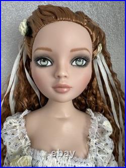 Tonner Wilde Imagination ELLOWYNE WILDE 2009 I WAIT ALONE 16 DRESSED DOLL LE