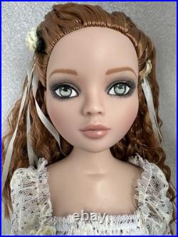 Tonner Wilde Imagination ELLOWYNE WILDE 2009 I WAIT ALONE 16 DRESSED DOLL LE
