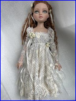 Tonner Wilde Imagination ELLOWYNE WILDE 2009 I WAIT ALONE 16 DRESSED DOLL LE