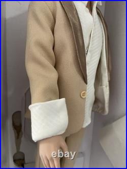 Tonner Wilde Imagination Ellowyne Wilde Easy Does It Penn 17 doll LE125 Tonner Wilde Imagination Ellowyne Wilde Easy Does It Penn 17 doll LE125