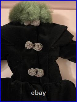 Tonner Wizard Of OZ Forbidden Forest Winter Stroll Outfit For 16 Doll NRFB