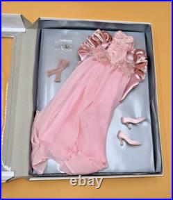 Tonner Wizard Of Oz 75th Anniversay Oz Stroll Doll Outfit Only T14ozof01 Le Tonner Wizard Of Oz 75th Anniversay Oz Stroll Doll Outfit Only T14ozof01 Le