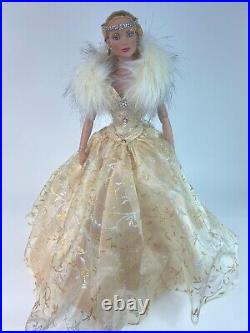 Tonner Wizard of Oz Collection Glinda Bubble Ballroom 2005