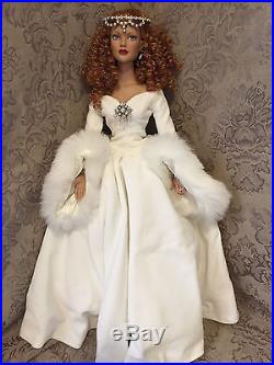 Tonner Wizard of Oz Glinda wearing Winter in Oz outfit doll & outfit included