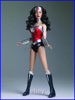 Tonner Wonder Woman 52 from 2013 #T13DCDD05 Limited Edition Of 300 New in box