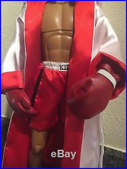 Tonner blond male Matt 17 fashion doll in Trent boxing outfit