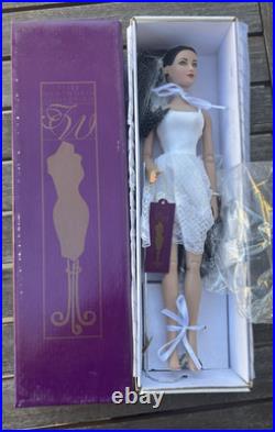 Tyler Wentworth Press Conference Emilie 16 doll. Complete. 2007 Tonner