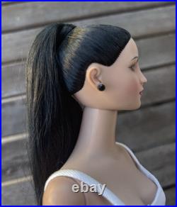 Tyler Wentworth Press Conference Emilie 16 doll. Complete. 2007 Tonner
