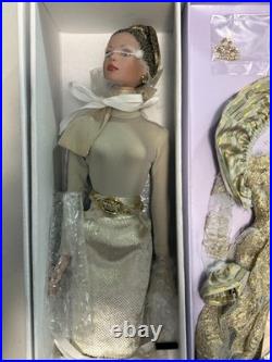 Tyler Wentworth Tonner 2001 FAO SCHWARZ ALL THAT GLITTERS DOLL LE100