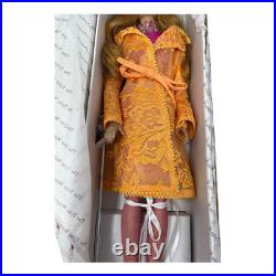 Tyler Wentworth Tonner Doll High Style Sydney Chase Outfit & Doll Limited Ed 750 Tyler Wentworth Tonner Doll High Style Sydney Chase Outfit & Doll Limited Ed 750