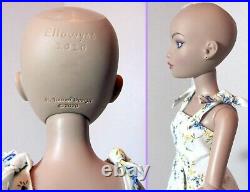 VDC Ellowyne BABY DOLL BASIC NEW ROMANCE WIG + Original Outfit Box & Shipper