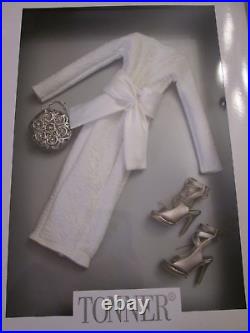 White Hot DeeAnna Denton 17 Tonner Doll Outfit NRFB 300 Made'15 Peggy Harcourt