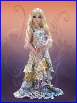 Wilde Imagination Ellowyne Wondering and Wandering outfit only rainbow lace NRFB