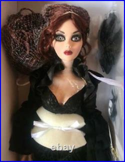 Wilde Imagination Evangeline Ghastly Dark Glamour Doll NRFB LE350